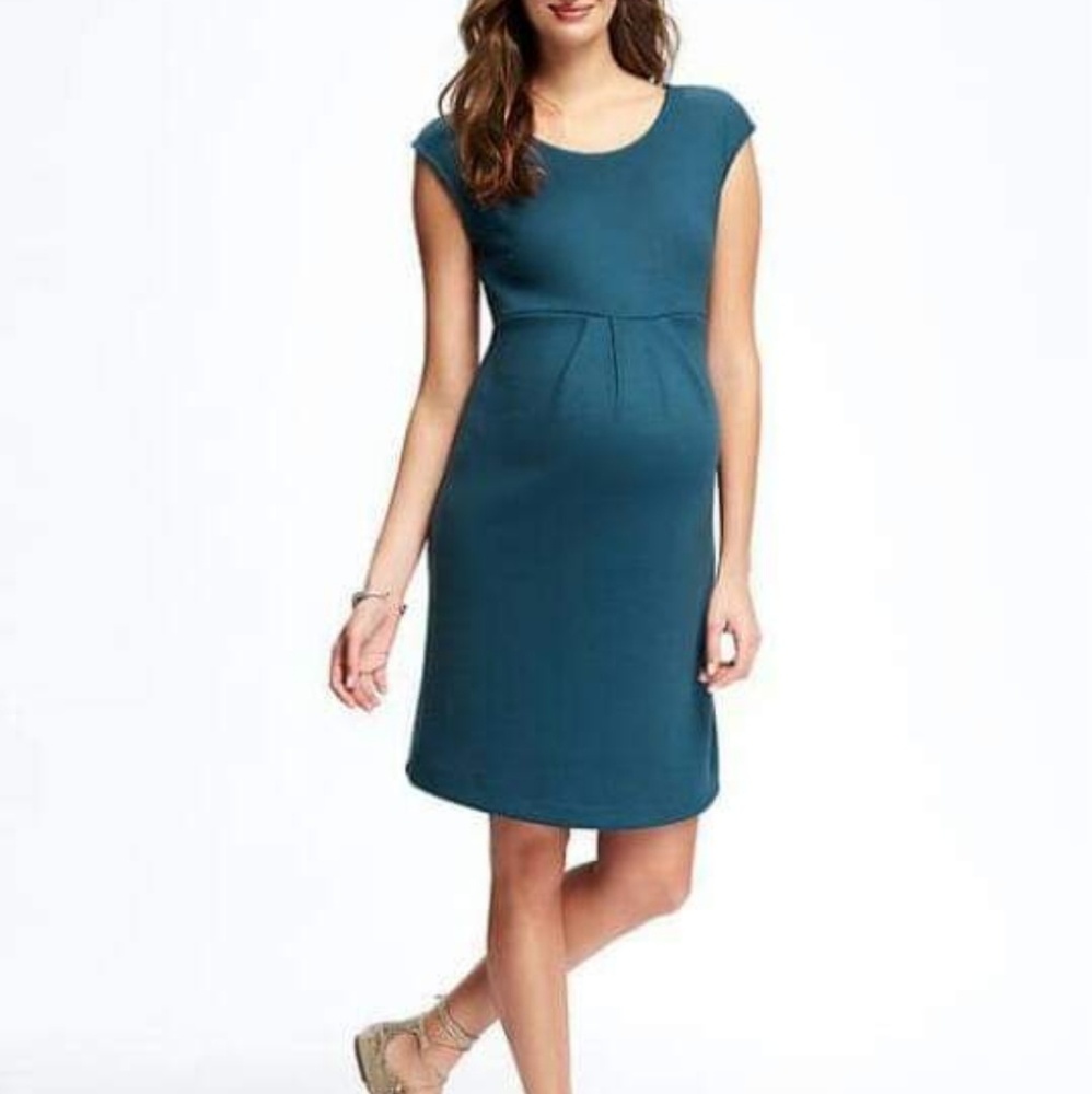 Old Navy Maternity size L knit dress